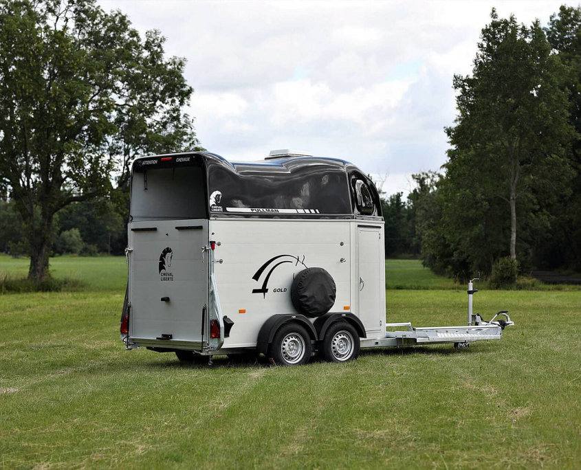 Hippomobile-27