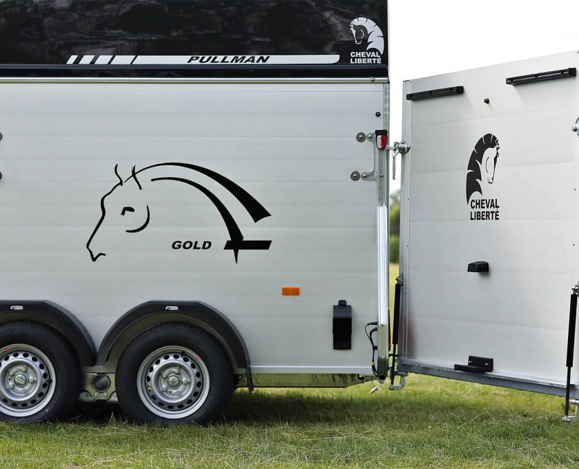 Hippomobile-29