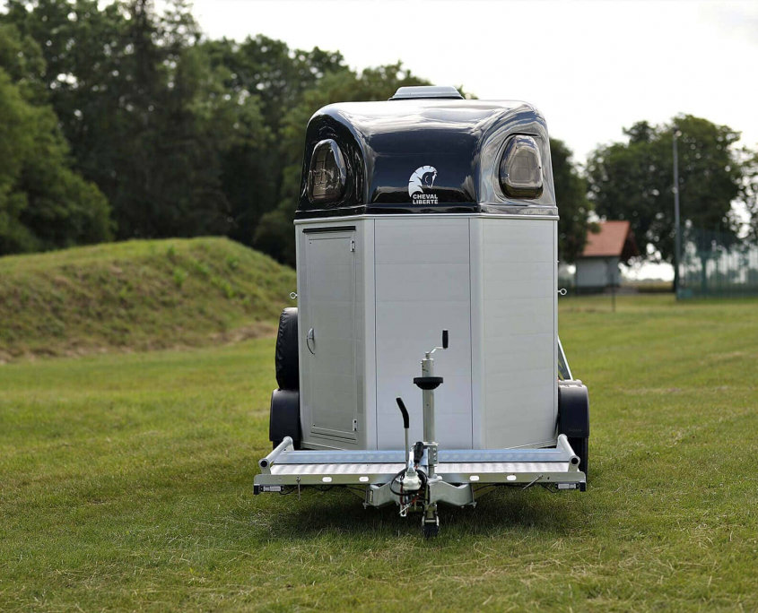 Hippomobile-4